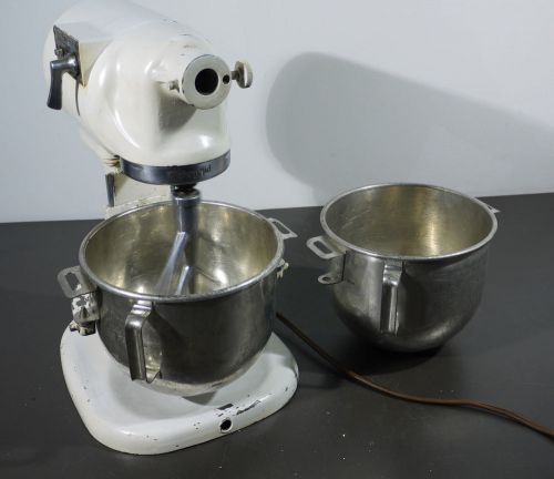 Kitchen Aid Model G Mixer With 2 Bowls and Whip