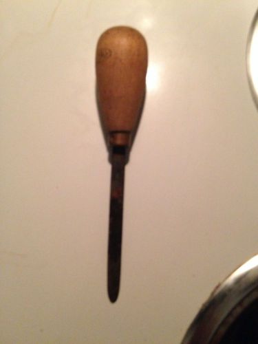 Vintage Carvel Hall Oyster Knife! Made In The USA!!!!