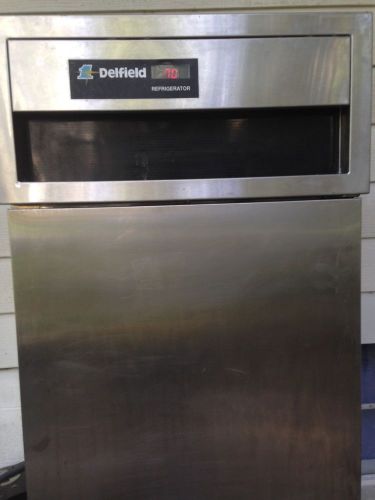 Commercial/Restaurant Delfield Single Door Full Size Refrigerator