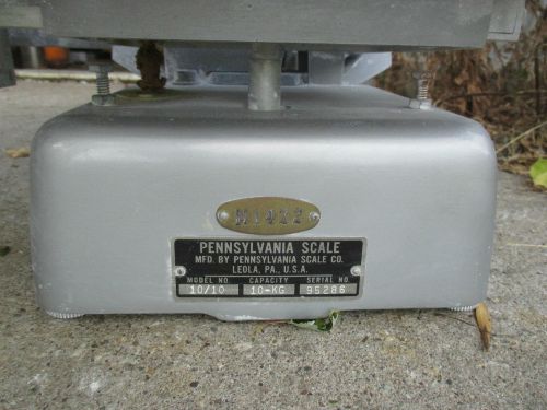 PENNSYLVANIA SCALE CO MODEL 10-I0, 10-KG WITH WEIGHTS