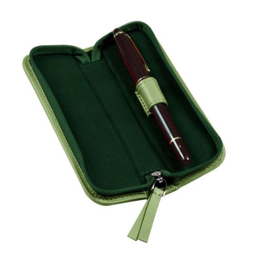 LUCRIN - Single-pen zip-up case - Smooth Cow Leather - Light green
