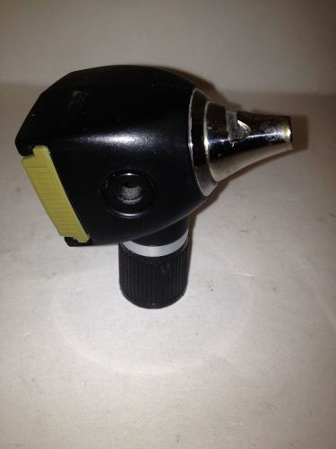 Welch Allyn Otoscope Model 20000 clean, works perfectly with bulb, checked out!