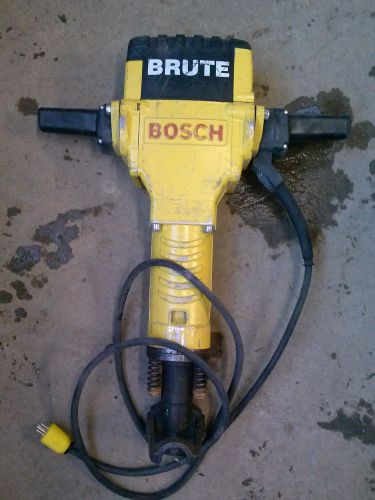Bosch Brute Jack Hammer 60lb Electric plus cart
