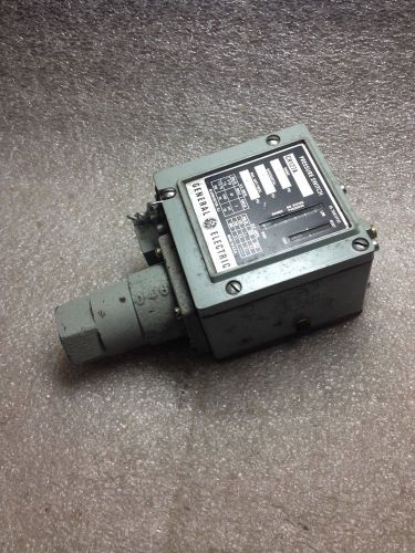 (N2-2) GENERAL ELECTRIC CR127A PRESSURE SWITCH