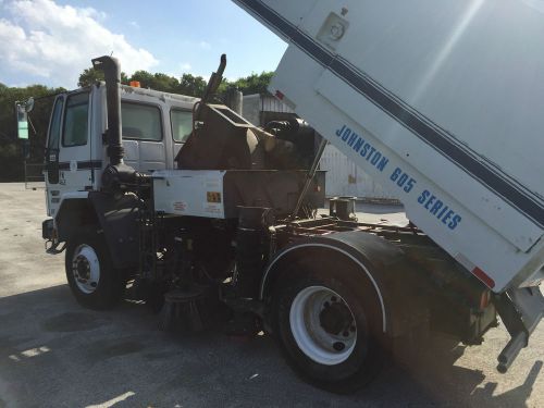 2004 johnson 605 sweeper for sale