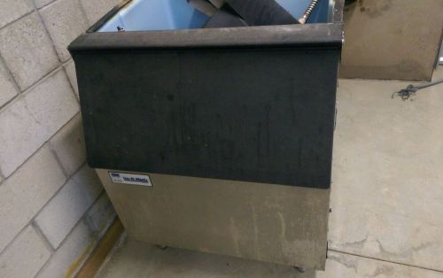 Ice o matic b40 sloped front bin stainless steel for sale