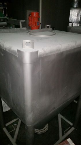 2000 liter IBC stainless Bins with Cone Valve discharge