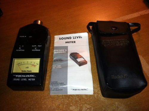 Realistic Sound Level Meter Radio Shack WITH Case AND MANUAL MODEL #33-2050