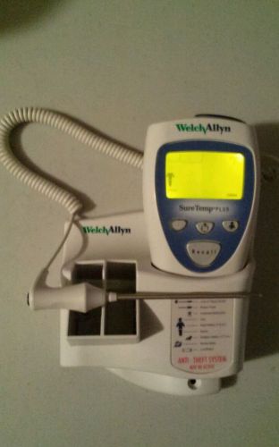 Welch Allyn SureTemp Plus Digital Thermometer - Model 692 w/base!