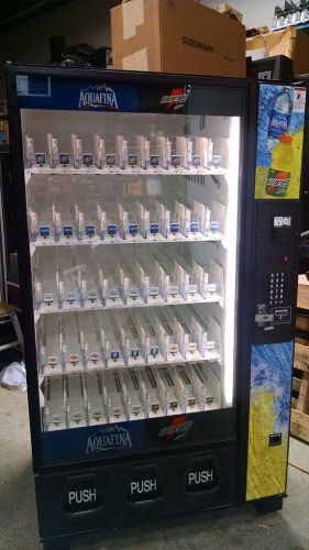 Dixie Narco Bev max 5591 2145 glass front soda vending machine Pepsi Coke