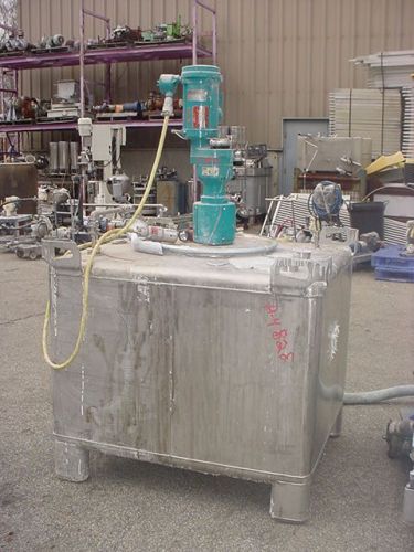300 gallon STAINLESS STEEL LIQUID TOTE TANK IBC with MIXER