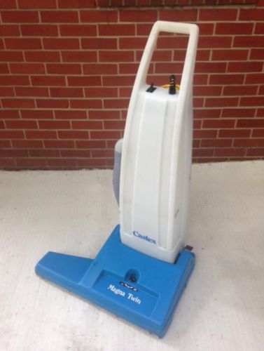 Castex magna twin  mt2600 commercial upright vacuum cleaner euc for sale