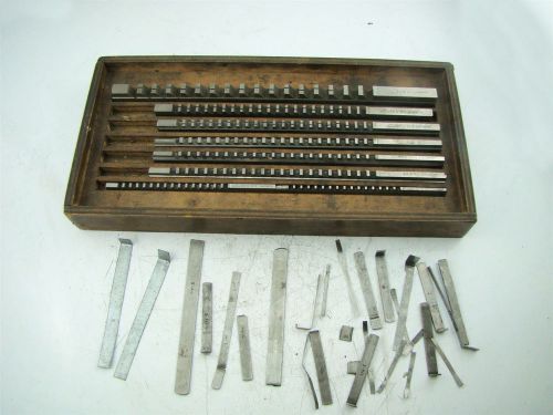 DUMONT BROACH SET WITH WOODEN CASE