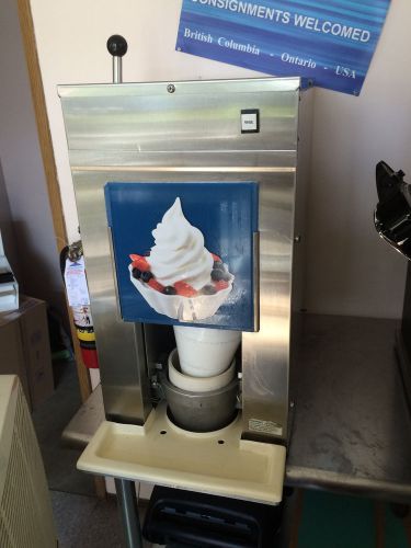 Yogurt Puck Machine - blender grinder - profit maker - SEE VIDEO