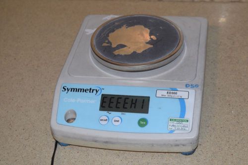 COLE PARMER SYMMETRY MODEL ED300 MAX 300G D=0.1G LAB BALANCE /SCALE