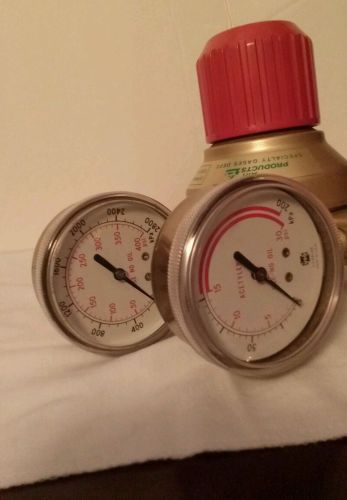 Regulator by Air Products Dual Gauges 0-30PSI &amp; 0-400PSI E11-O-N511A