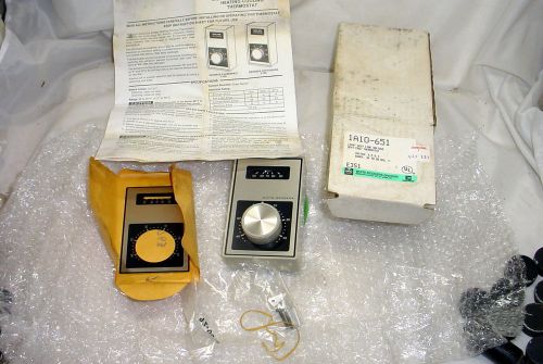 NOS Emerson White-Rodgers 1A10-651 Thermostat - light duty line voltage *