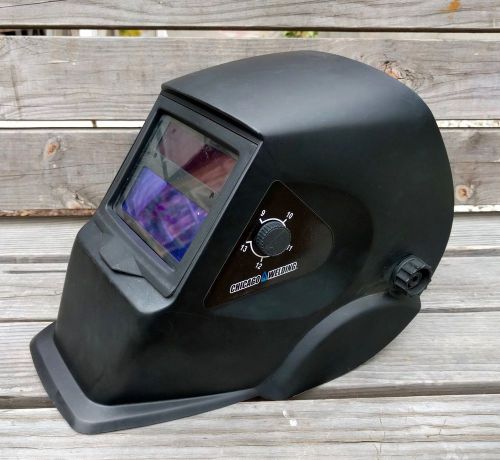 Chicago Welding Auto-Darkening Welding Helmet Mask SKU 46092 Variable Shade