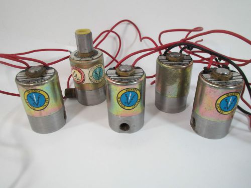 Lot five skinner electric valves valve, v52hda13002, v53db2050, 115 volts for sale