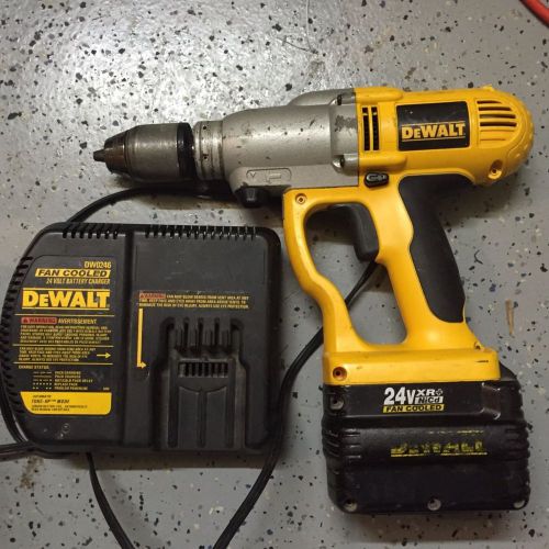 Dewalt 24 volt hammer drill fan cooled battery in great condition