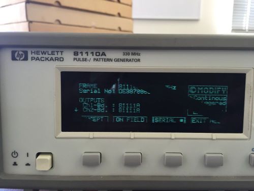 HP / AGILENT 81110A w/ Two 81111A Output Module 165 MHz with calibration &amp; COC