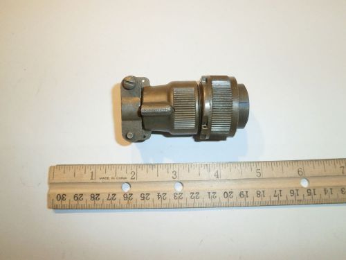 NEW - MS3106E 20-27S - 14 Pin Female Plug