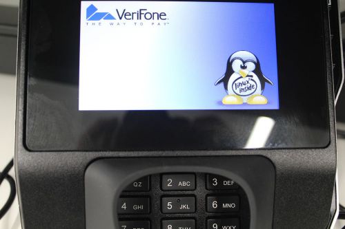 Verifone MX915 Multimedia Customer Facing Terminal M132-409-01, Base Only