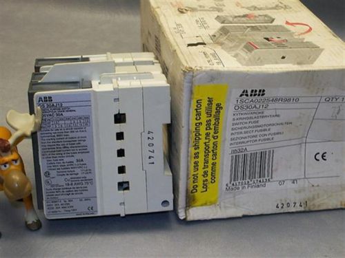 OS30AJ12 ABB Fuseable Disconnect 1SCA022548R9810 600 VAC 30 A