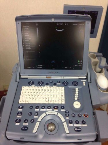 GE VOLUSON E PORTABLE ULTRASOUND HARD TO FIND WITH 8 Rs PROBE