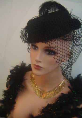 VERSATILE GORGEOUS!!  ZIEGFELD FOLLIES SHOWGIRL-LIFE SIZE! BONUS ITEMS INCLUDED!