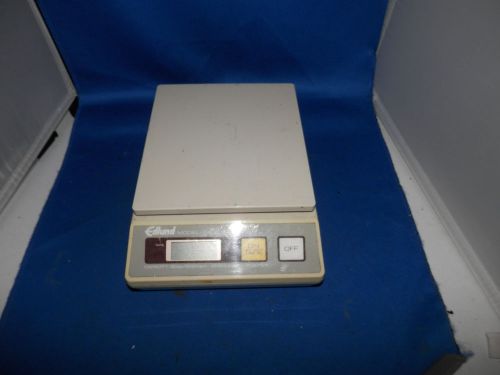 EDLUND Kitchen Scale Model E80 Ounce Gram 80oz Cap Battery Operated No AC Cord