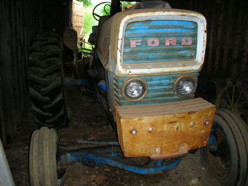 Ford Commander 6000 Farm Tractor and 4 bottom ford plow