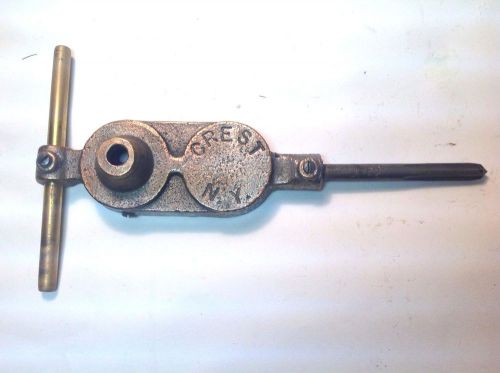 Vintage crest tap and die tool 1/4 to 40 tpi handle wrench machinist mill for sale