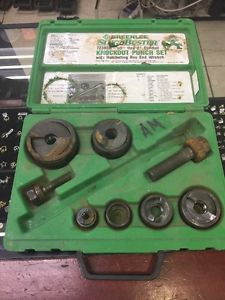 GREENLEE 7238SB KNOCKOUT SET 1/2&#034;-2&#034; COMPLETE WITH CARRYING CASE