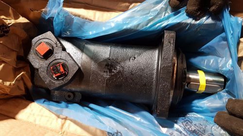 New Eaton Char-Lynn Hydraulic Motor 112-1359-006 / 1121359006