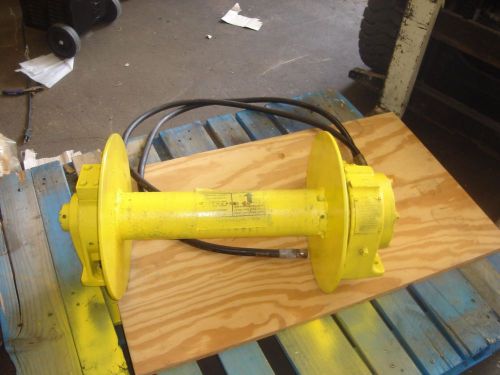 Winch bloom 12000 pounds capacity  model 10-6.2-18-14-c27-4664  hydraulic  winch for sale