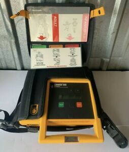 Lifepak 500 **Included New Adult and Peds Pads, No Battery**