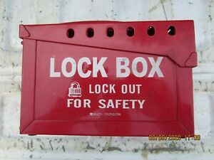 BRADY PORTABLE METAL LOCK OUT BOX, RED, SECURITY,  ACCOMODATES 12 PADLOCKS