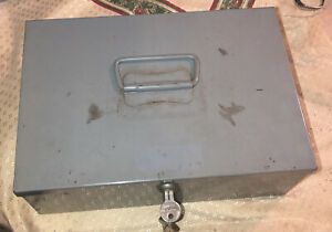 metal cash lock box Brand MMF 3 keys &amp; change tray