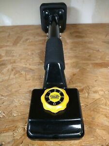 MD Adjustable Carpet Knee Kicker Model #48113
