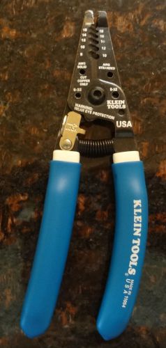 Klein tools wire stripper/cutter with solid and stranded wire (model 11054) for sale