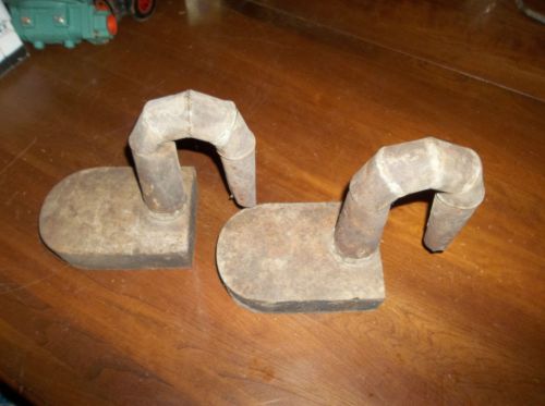 2 Antique Cast Iron Steam Engine Hit &amp; Miss Motor Topper Part