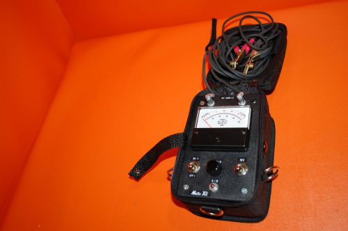 Metro Tel MT-8455 L2 Volt-Ohmmeter METER TESTER MT8455 IN CASE &#034;LOOKS NICE&#034;