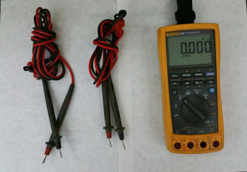 FLUKE 789 PROCESSMETER WITH  LEADS AND CASE