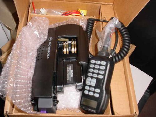 * NIB * Motorola XTS5000 VHF UHF XTVA w/ HHCH  New in Box XTS3000 P25 Hand Held
