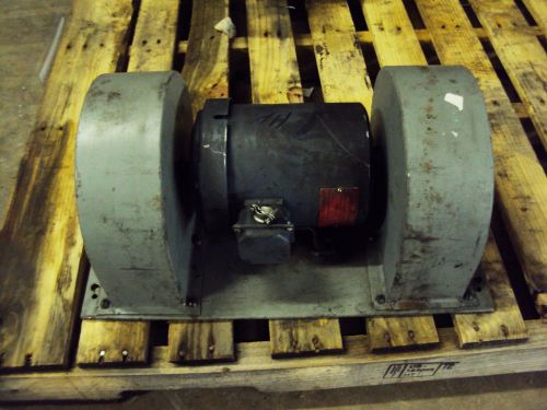 Blower w/general electric 1 hp motor 230/460 volt, 3450 rpm, outlet 4&#034; x 5&#034; for sale