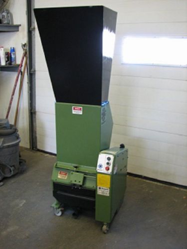 Rapid 617SR Grinder Granulator, 3 HP, Staggered Rotor, 9/64&#034; Screen