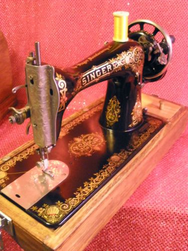 Near mint! industrial strength sewing machine&#034;handcrank&#034;with case /just serviced for sale