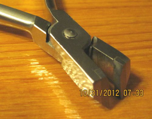 MITCO DENTALOrthodontists Angled Bracket Removing Pliers Stainless Awesome Price