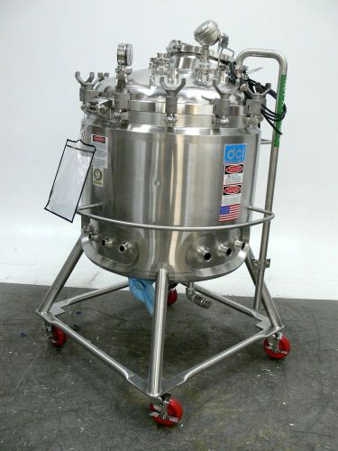 Dci  inc. 300 liter jacketed bio-reactor vessel 316 stainless steel tank for sale